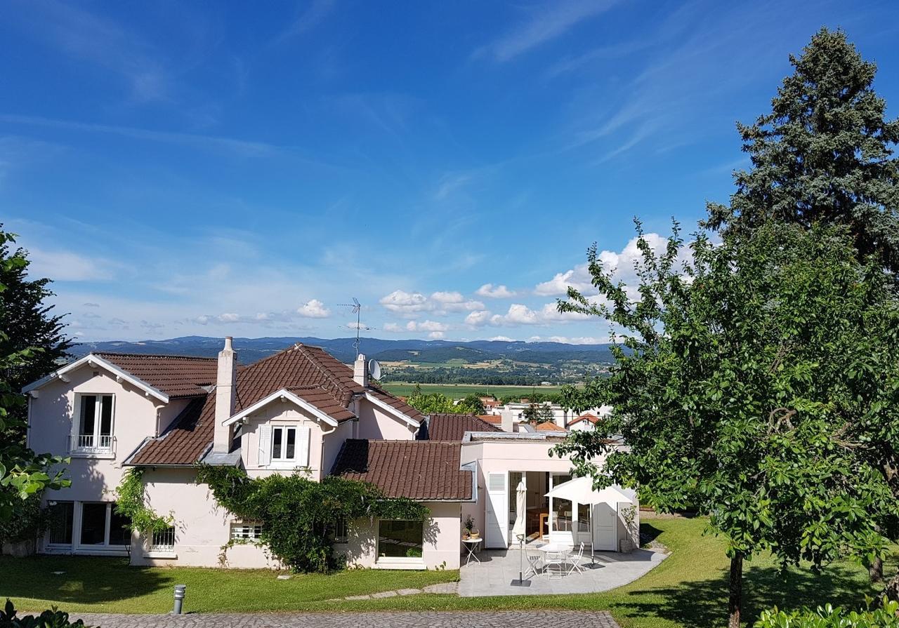 Clos Des Campanules Бриуд Екстериор снимка